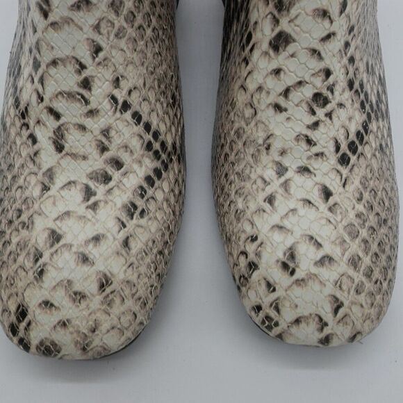 BNIB Bruno Premi Snakeskin Shoe Bootie - Picture 3 of 8